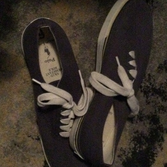 Polo Ralph Lauren navy blue shoe worn once size 9 - Picture 1 of 1